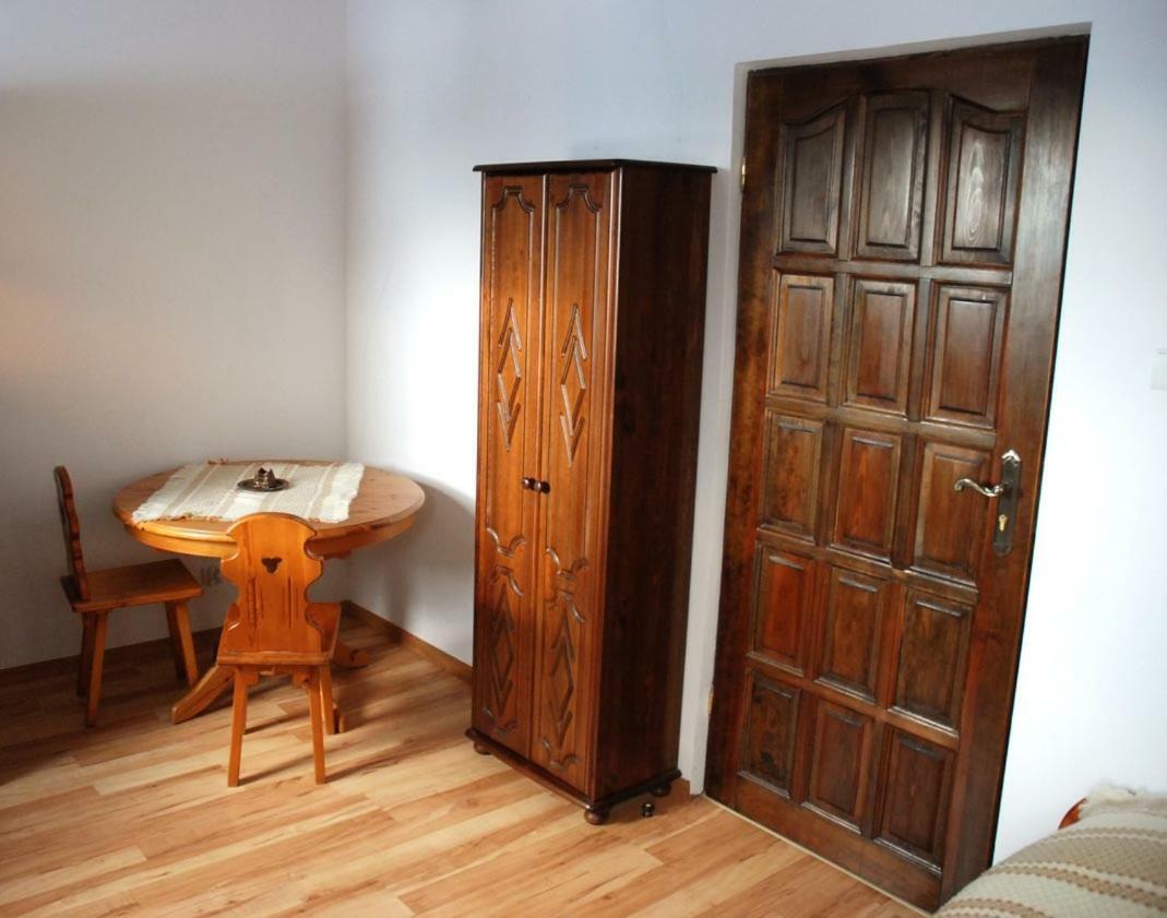 Agroturystyka Leszczynowy Dworek Ponikwa  Exterior foto