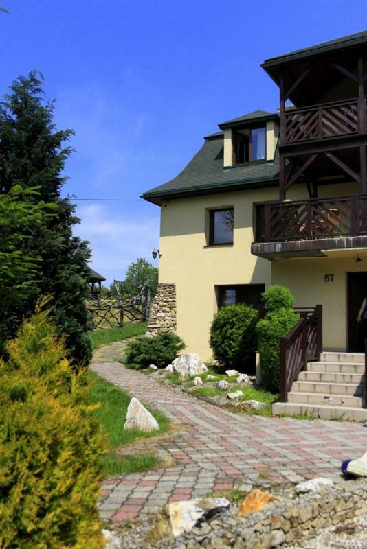Agroturystyka Leszczynowy Dworek Ponikwa  Exterior foto